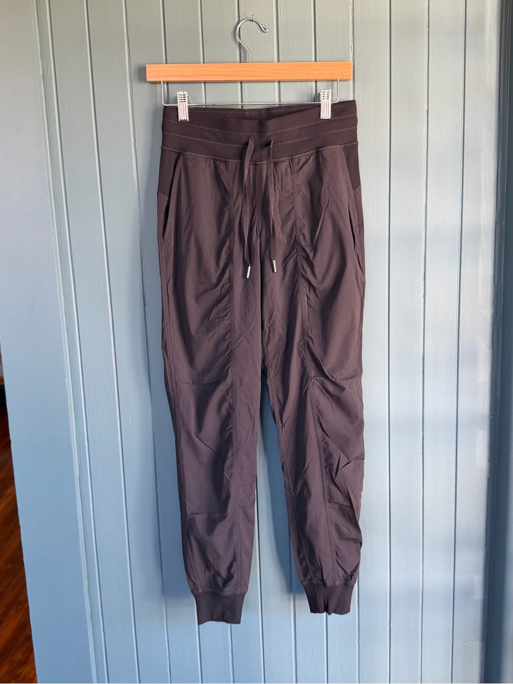 Lululemon dance studio joggers